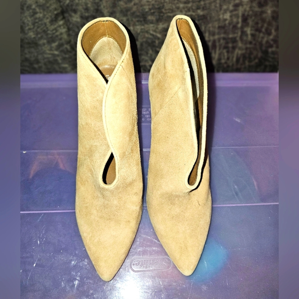 Vince Camuto Tan Women's Ankle Boots